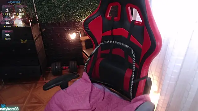 natyk m online show from February 25, 2026, 2:16 pm