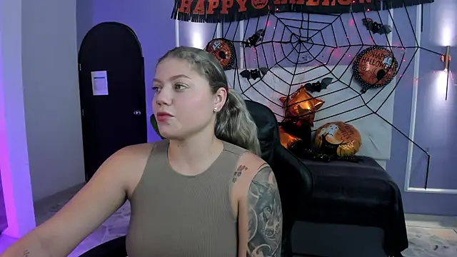 alaia greyy online show from October 18, 2025, 12:50 pm