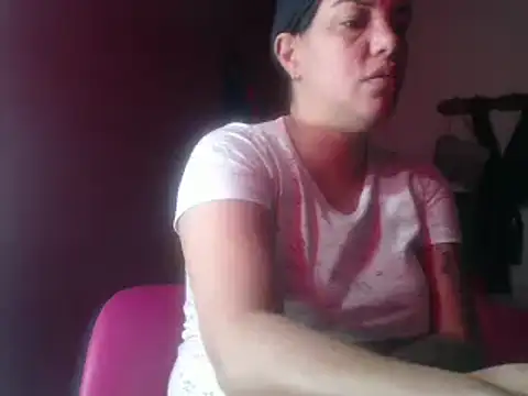 Tammyymilf online show from January 31, 2025, 2:28 pm