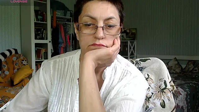 Snapshot of Soffya_Soy chatting on July 5, 2026, 5:47 am Soffya Soy online show from July 5, 2026, 5:47 am