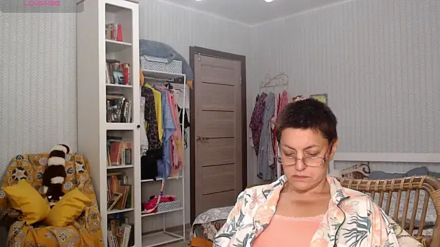 Snapshot of Soffya_Soy chatting on July 18, 2026, 8:45 pm Soffya Soy online show from July 18, 2026, 8:45 pm