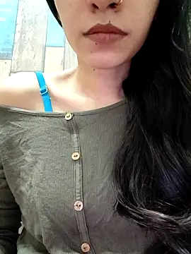 cute IndianBabe online show from September 21, 2025, 12:45 am