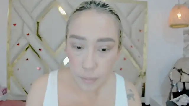 Lannajansen online show from February 28, 2025, 1:36 pm