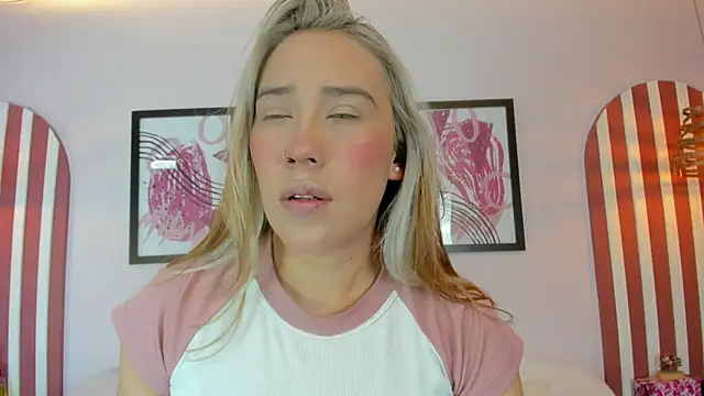 Lannajansen online show from October 20, 2025, 3:45 pm