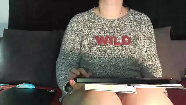 bunnyfox420 online show from March 6, 2026, 11:12 pm