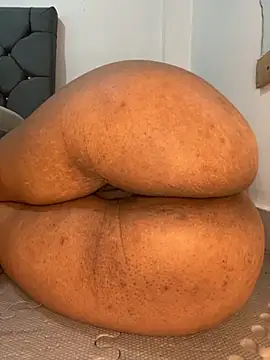 Charlotte bronxxx online show from September 13, 2025, 3:34 pm