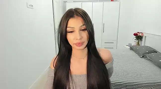 HelenShawn online show from February 15, 2025, 12:04 am