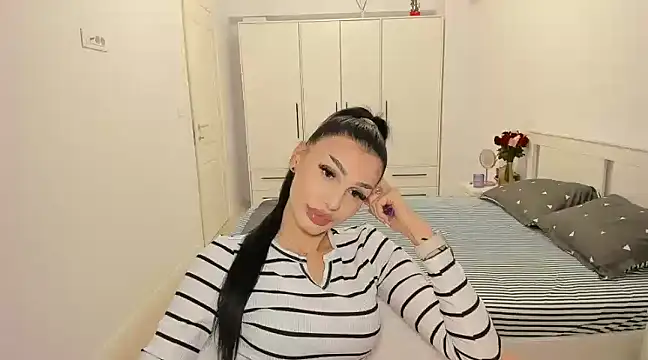 HelenShawn online show from February 21, 2025, 2:28 am