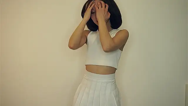 VeronaCritchlow online show from February 18, 2025, 1:33 pm