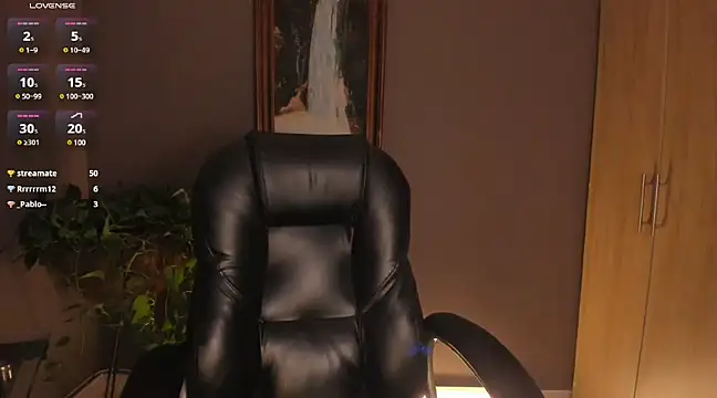 Snapshot of eilynxx chatting on February 2, 2025, 3:10 am eilynxx online show from February 2, 2025, 3:10 am