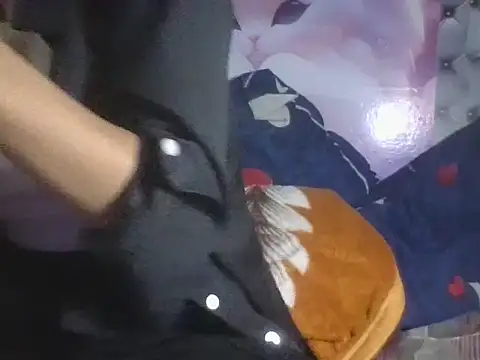 Snapshot of AKANSHA_7 chatting on October 15, 2025, 7:36 pm AKANSHA 7 online show from October 15, 2025, 7:36 pm