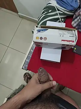 randit7 online show from November 14, 2025, 1:43 pm