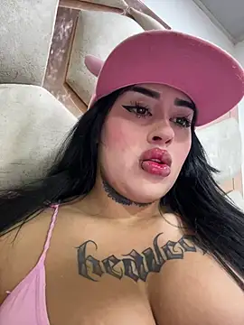 Girl milk7 online show from March 4, 2026, 6:19 am