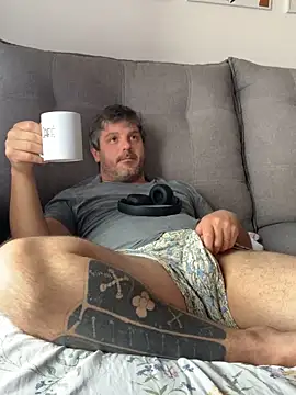Taurino gostoso online show from March 17, 2025, 12:57 pm