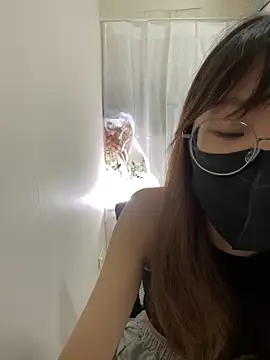 Chu1314 online show from March 4, 2025, 3:26 pm