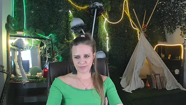 EmiliaBedy online show from March 11, 2025, 12:28 pm