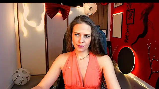 EmiliaBedy online show from December 22, 2025, 9:06 am