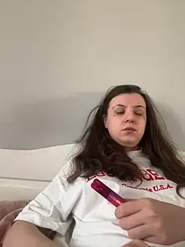 bunnythetailor online show from February 3, 2026, 2:33 pm