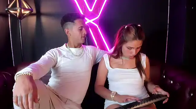 Nikki and Mayk online show from February 2, 2025, 2:27 am