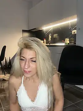 Snapshot of BabyBell69 chatting on March 12, 2025, 8:41 pm BabyBell69 online show from March 12, 2025, 8:41 pm