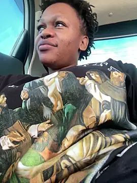 Boneca25 online show from April 4, 2026, 7:50 am