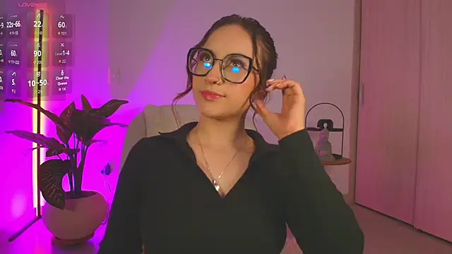 Mara Santoro online show from September 18, 2025, 1:18 am