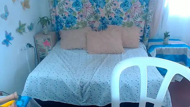 Sweeetnaughty online show from October 3, 2025, 3:20 pm