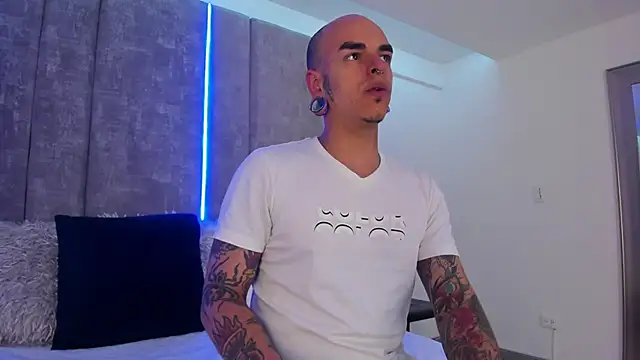 kaletattoo online show from February 2, 2025, 7:25 pm