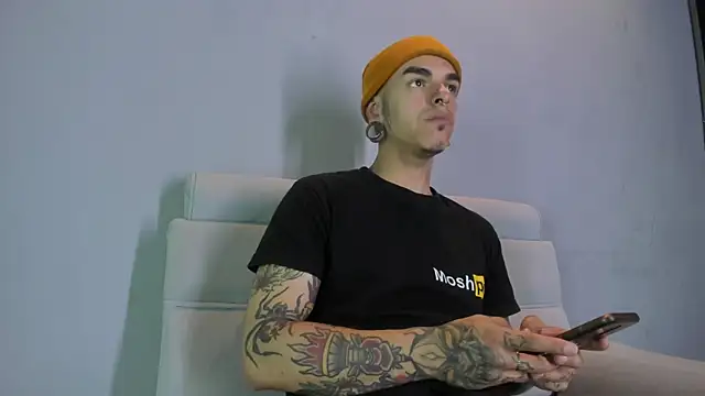 kaletattoo online show from February 3, 2025, 8:46 pm