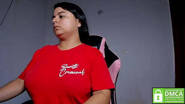 Little Shaara online show from November 3, 2025, 8:43 pm