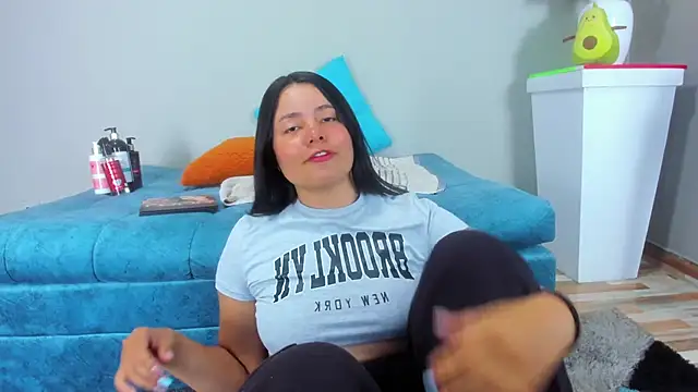 evaa greey online show from September 18, 2025, 8:11 pm