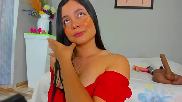 evaa greey online show from November 21, 2025, 8:07 pm