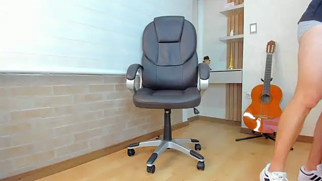 Tombarden online show from December 20, 2025, 7:10 pm