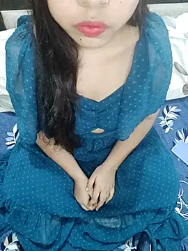 JANVI MISHRA1 online show from April 3, 2026, 5:33 pm