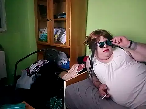 Adrianka online show from October 15, 2025, 11:16 pm