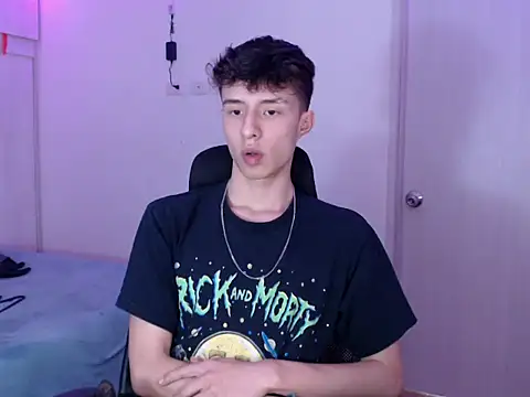 Juanmres online show from March 13, 2026, 6:25 pm