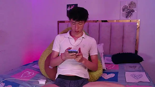 Snapshot of Juanmres chatting on May 11, 2026, 8:50 pm Juanmres online show from May 11, 2026, 8:50 pm