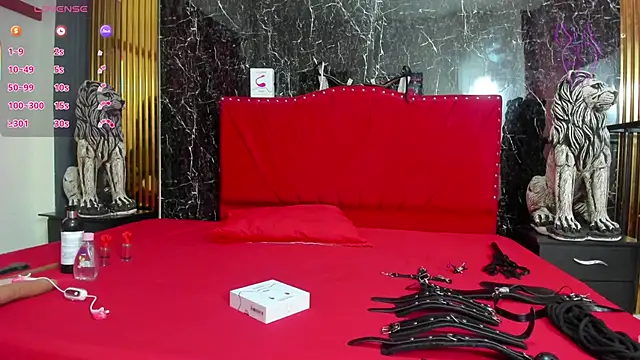  nicolesweet online show from September 25, 2025, 7:28 pm