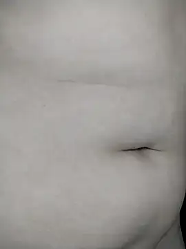 Vale Saenzz online show from February 19, 2025, 9:14 pm