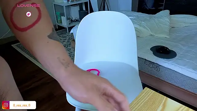 Doh728 online show from November 22, 2025, 12:53 am