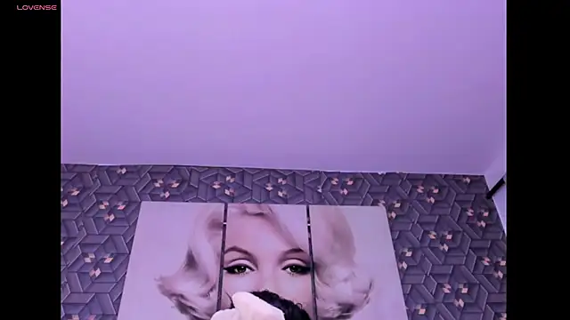 Emily rivera78 online show from April 15, 2026, 5:03 am