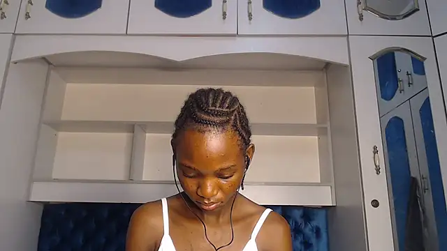 YoungDiva69 online show from February 28, 2025, 3:48 pm