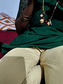 Snapshot of sweety006telugu chatting on February 19, 2025, 7:28 am sweety006telugu online show from February 19, 2025, 7:28 am