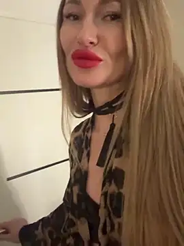 Sweet Pussy2024 online show from February 23, 2025, 1:21 pm