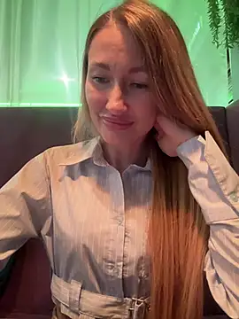 Sweet Pussy2024 online show from March 3, 2025, 11:11 am