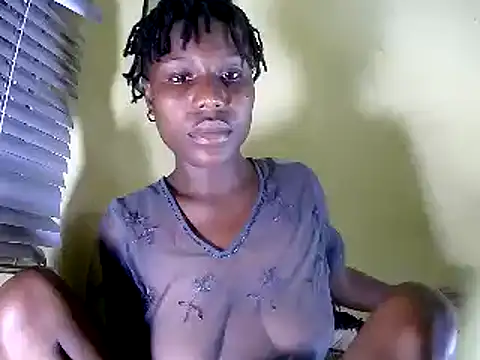 cutee2000 online show from March 7, 2025, 10:21 pm