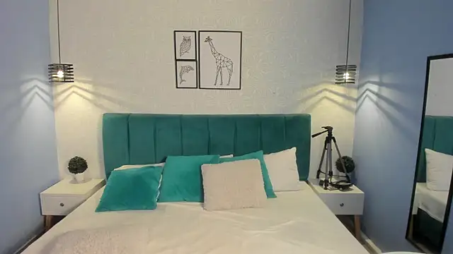 ninna curly online show from October 9, 2025, 4:43 am