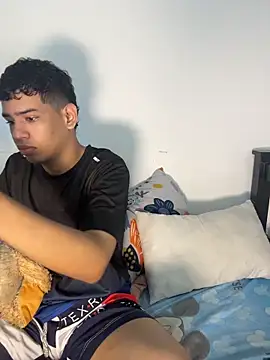 Santiago-Thompson online show from November 5, 2025, 5:35 pm