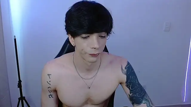 H3ll B0I online show from February 9, 2026, 5:50 pm