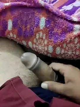 xmanrawan2 online show from February 3, 2025, 5:56 pm